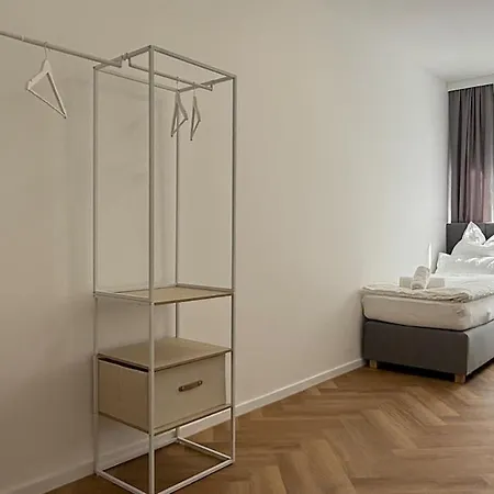 アパート Grosse Innenstadt-oase Fuer Gruppen & Familien キール